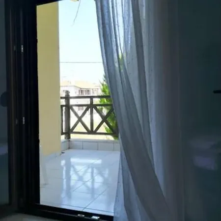 Melina - In Apartment